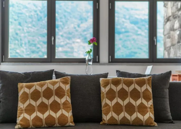 Riflessi Sul - Alba *