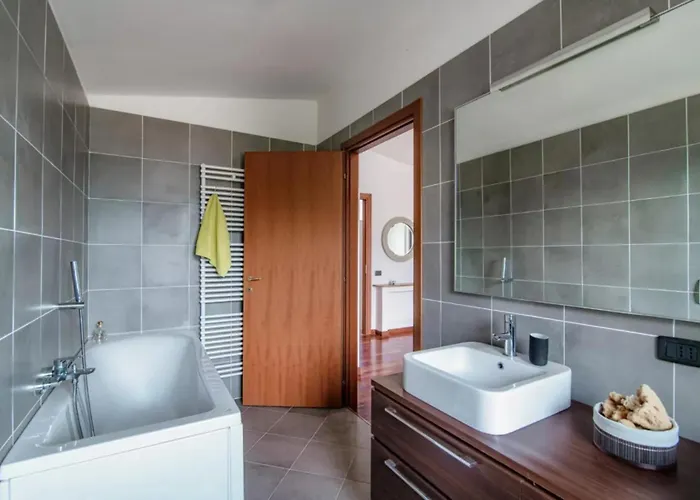 Riflessi Sul - Alba *