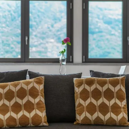 Riflessi Sul - Alba *